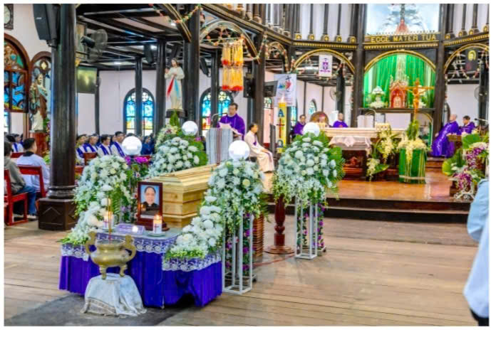 Thánh lễ An táng cha Berchmans Phan Sinh Bưu
